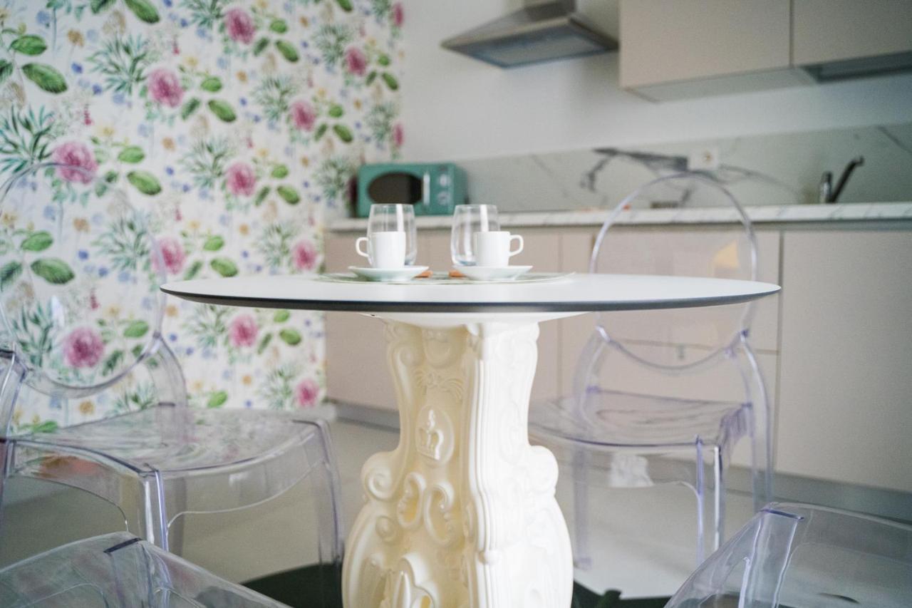 Corso Vittorio Elegant Suites Lipari ภายนอก รูปภาพ