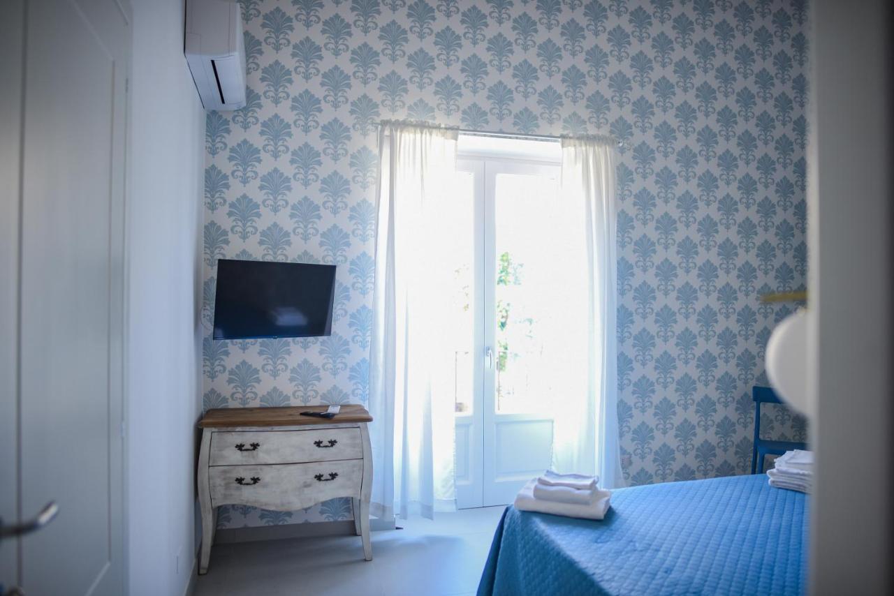 Corso Vittorio Elegant Suites Lipari ภายนอก รูปภาพ