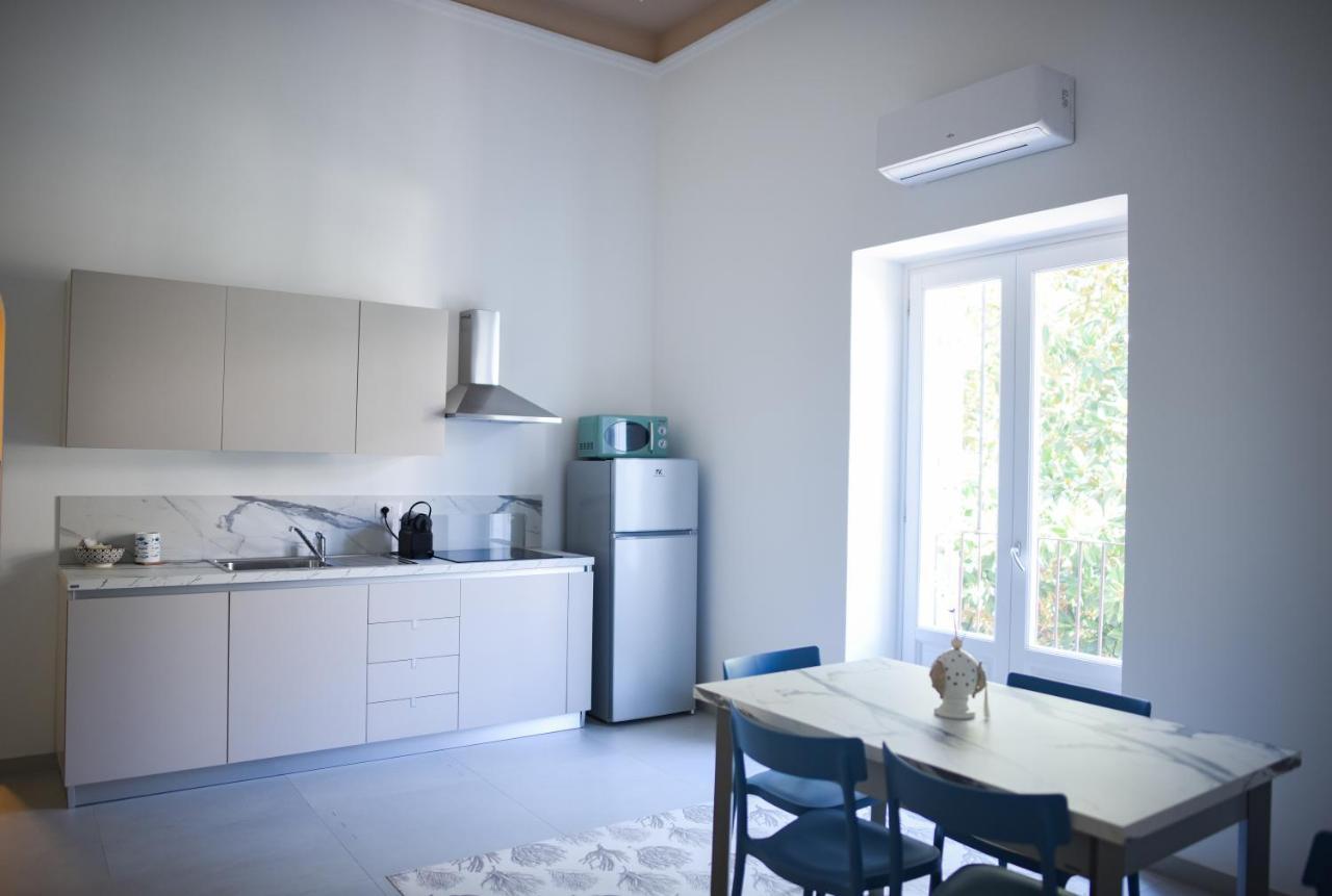 Corso Vittorio Elegant Suites Lipari ภายนอก รูปภาพ