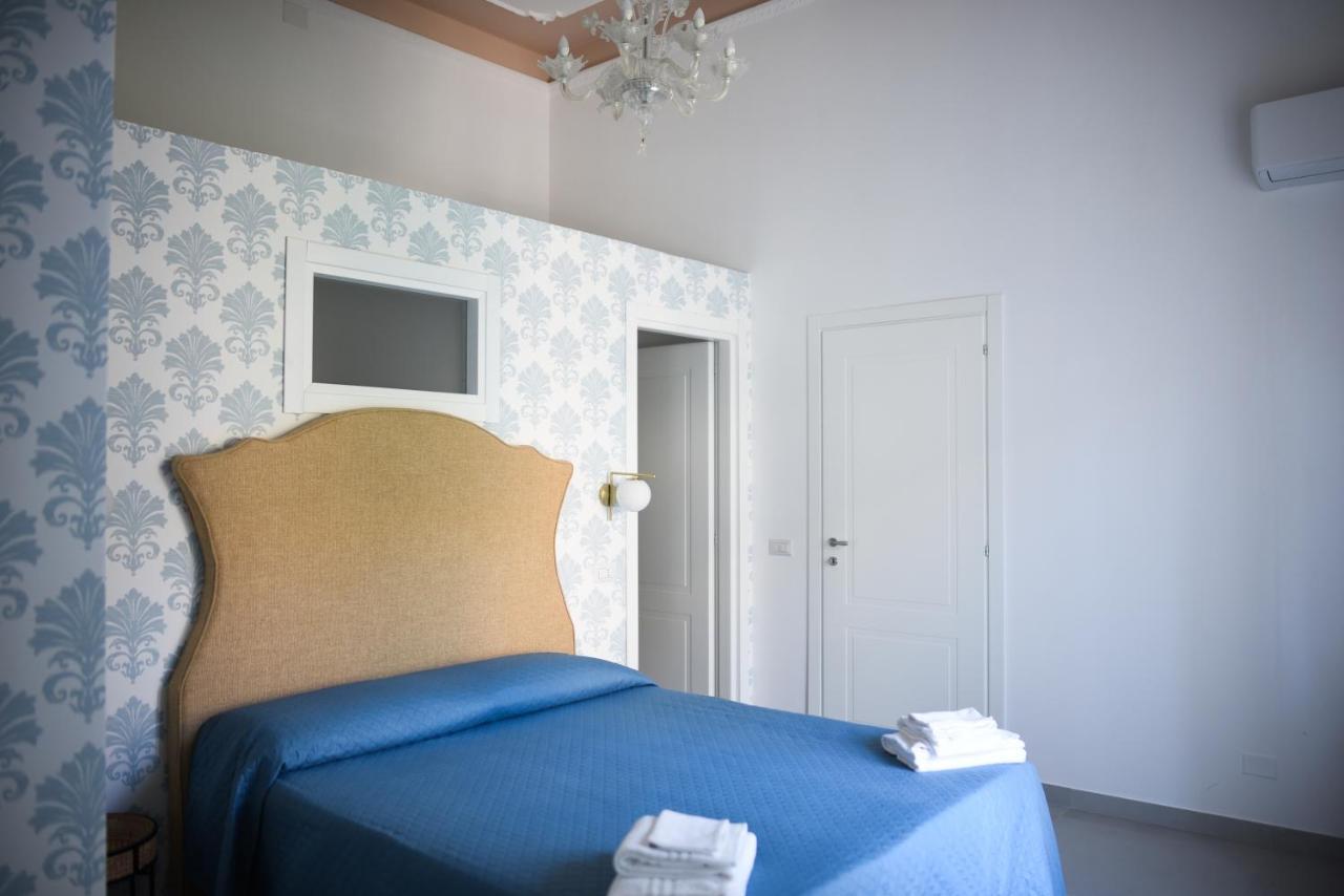 Corso Vittorio Elegant Suites Lipari ภายนอก รูปภาพ