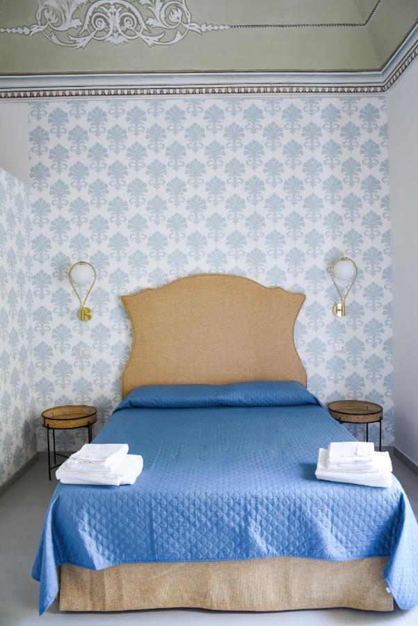 Corso Vittorio Elegant Suites Lipari ภายนอก รูปภาพ