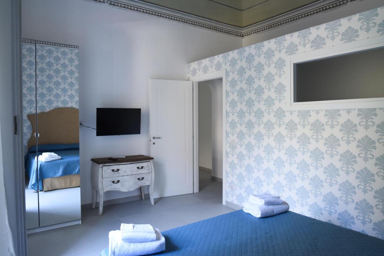 Corso Vittorio Elegant Suites Lipari ภายนอก รูปภาพ